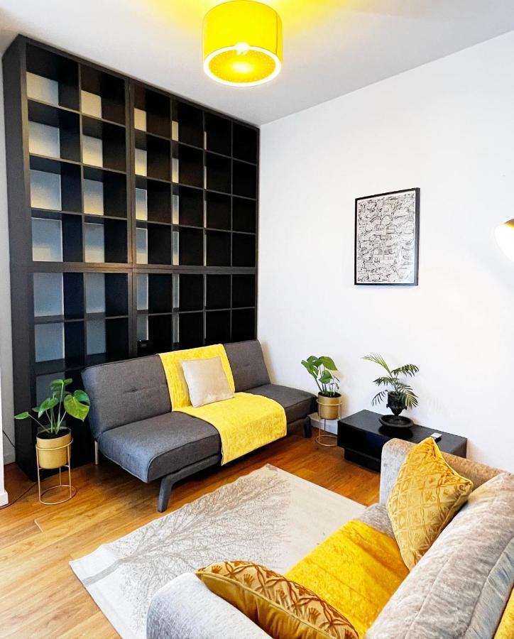 Luxury 2 Bed Flat 2 Min From Station Nearby Other 4 Stations Apartament Londra