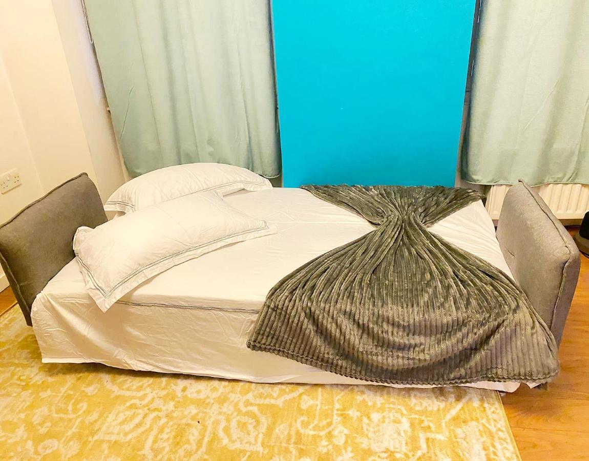 Luxury 2 Bed Flat 2 Min From Station Nearby Other 4 Stations Londra